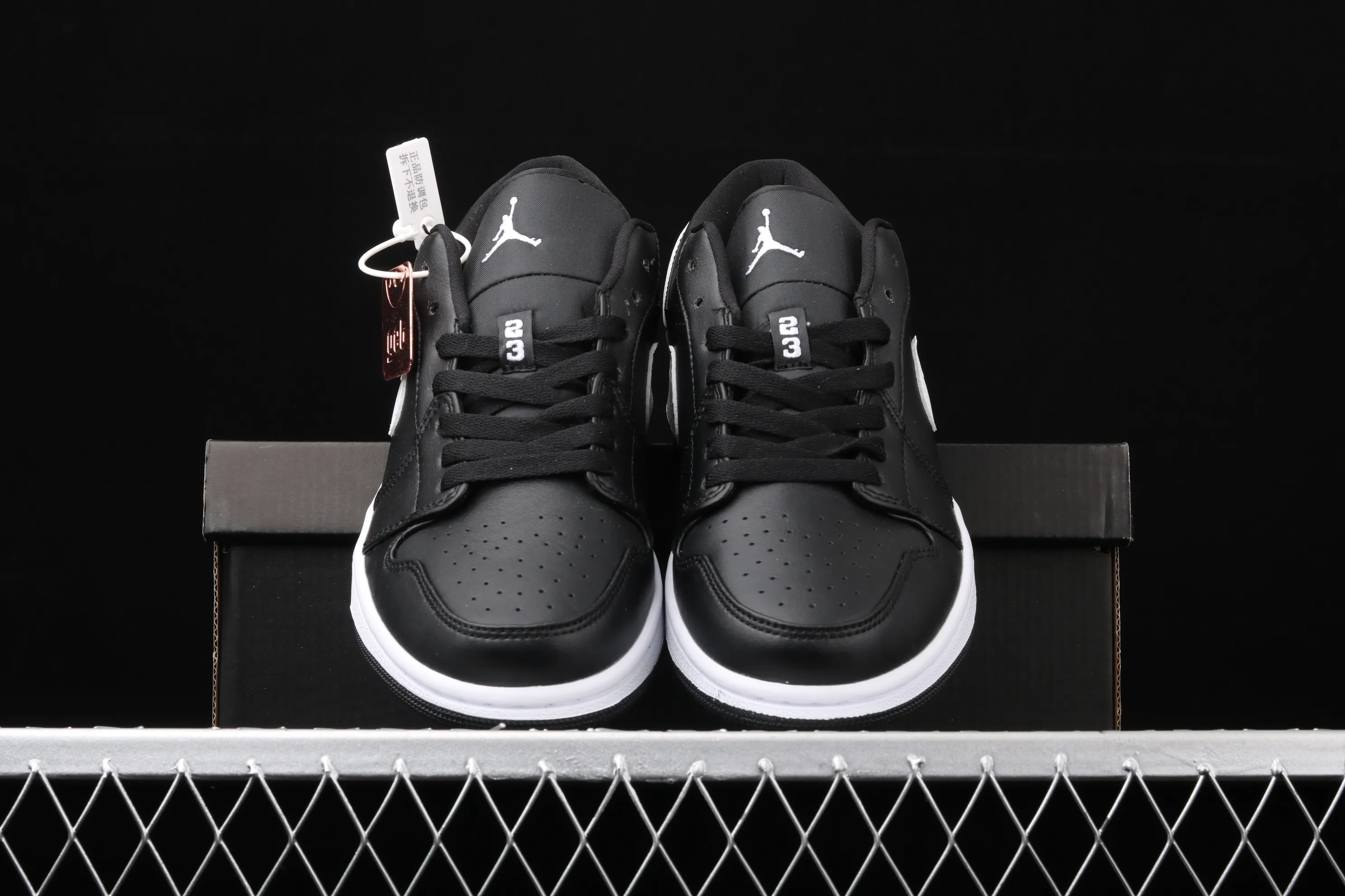 All categories Air Jordan Jordan series basketball shoes Air Jordan 1 Low Air Jordan 1 Low AJ1 Joe 1 low-top black and white cultural and leisure sports sneakers AO9944-001